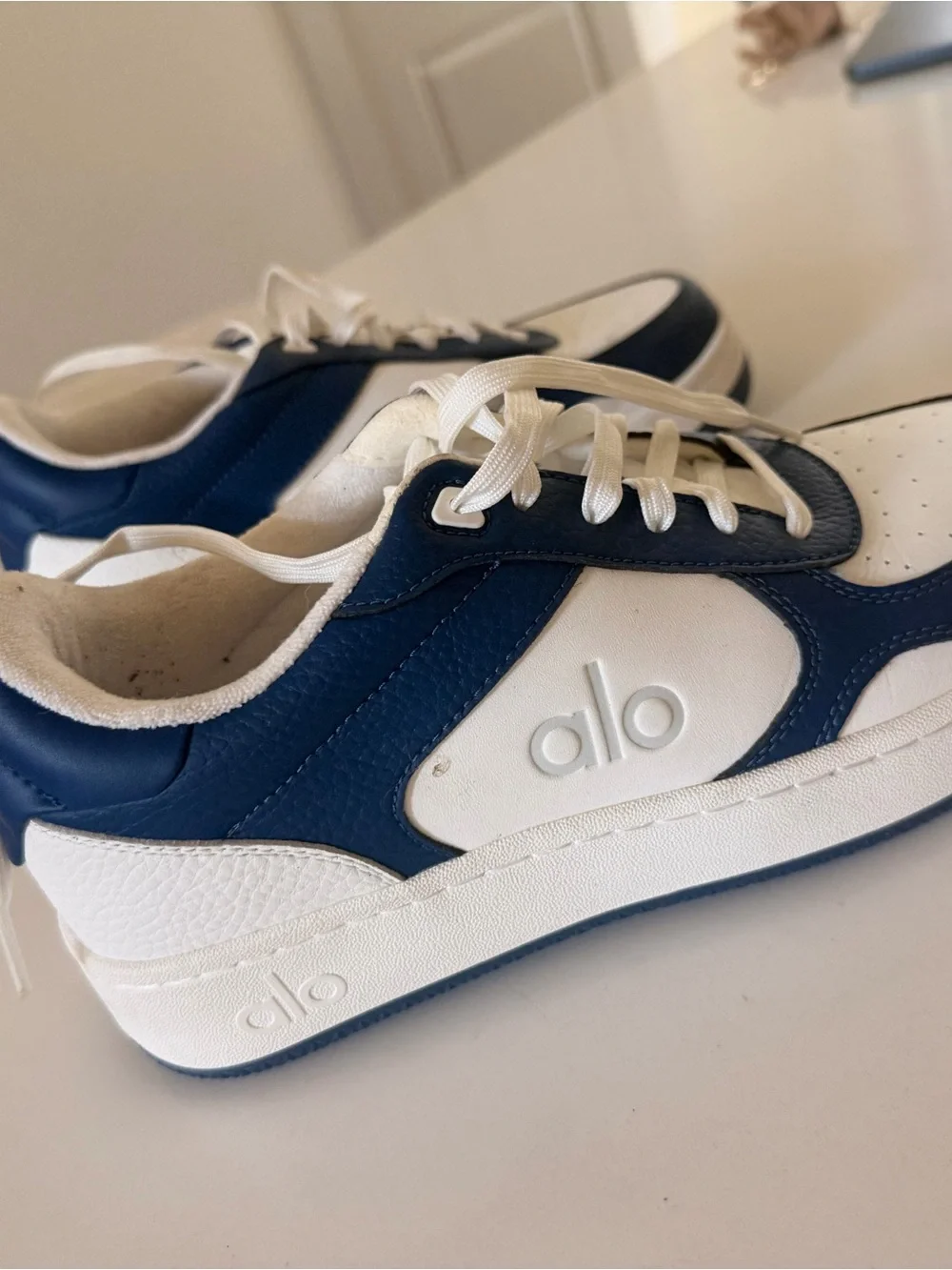 ALO Yoga sporty kids